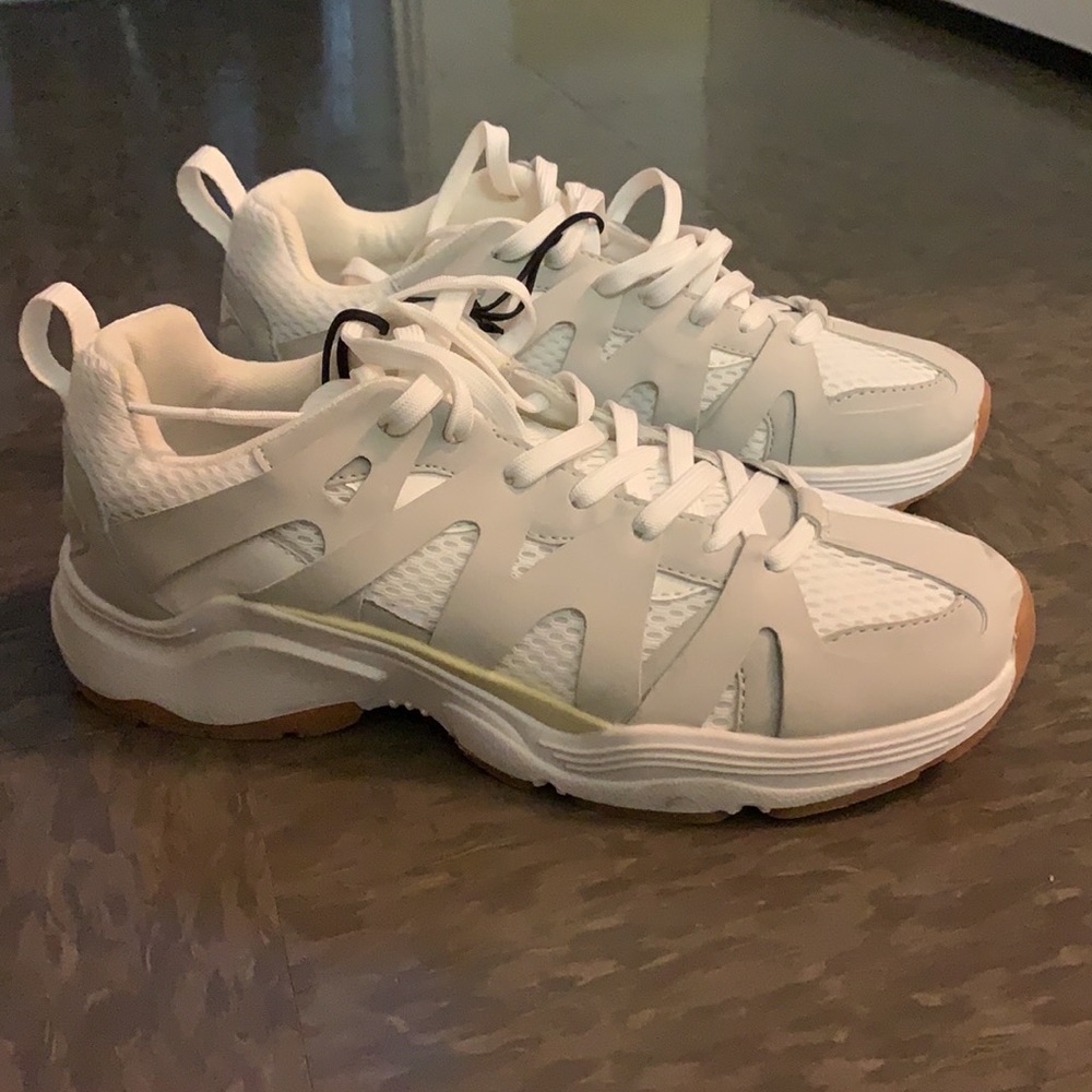Zara off white sneakers